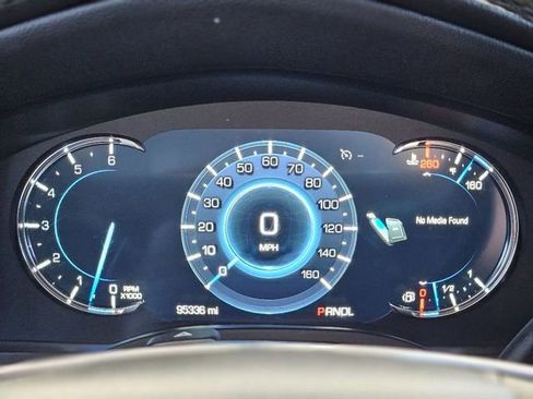 Used 2020 Cadillac Escalade Premium Luxury image 19