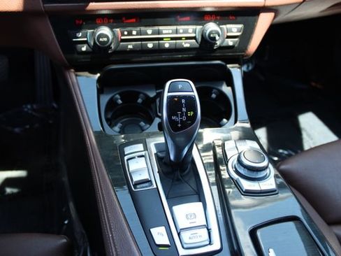 Used 2011 BMW 535i Sedan RWD image 3