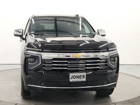 Used 2025 Chevrolet Tahoe Premier image 2