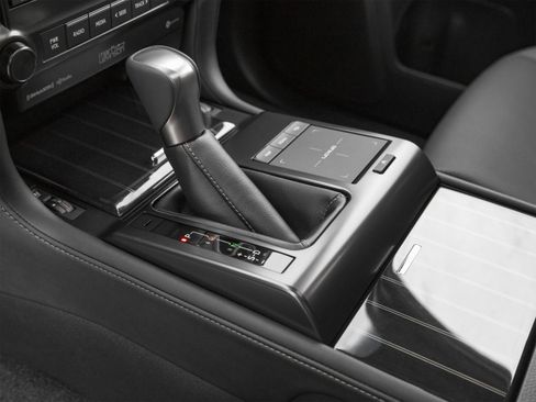 Used 2022 Lexus GX 460 w/ Black Line Special Edition AWD/4WD image 28