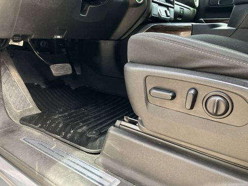 Used 2021 GMC Sierra 1500 Elevation image 10