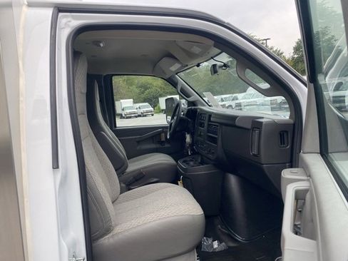 New 2025 Chevrolet Express 3500 w/ Power Convenience Package image 50