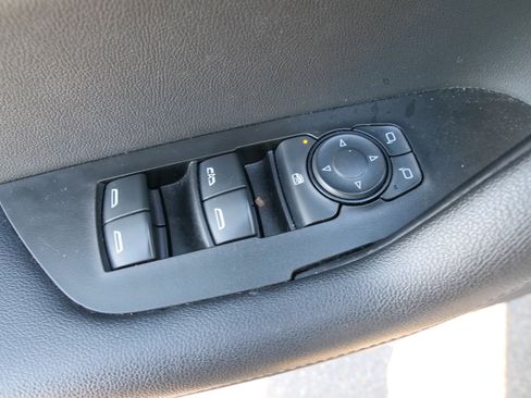 Used 2020 Chevrolet Blazer LT image 18