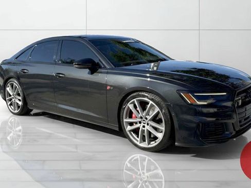 Used 2021 Audi S6 Premium Plus w/ S Sport Package image 2
