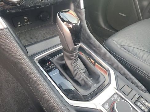 Used 2021 Subaru Forester Touring image 27