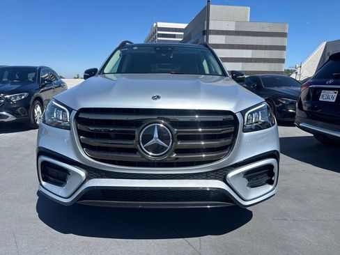 Used 2026 Mercedes-Benz GLS 450 4MATIC w/ AMG Line Exterior image 2