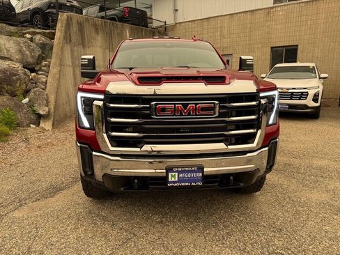 Used 2025 GMC Sierra 2500 SLT w/ SLT Premium Package AWD/4WD image 10