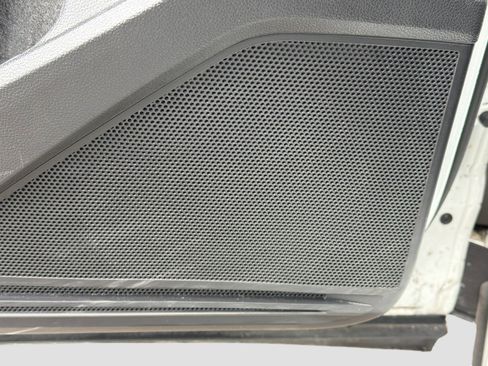 Used 2024 Volkswagen Tiguan Wolfsburg Edition image 24