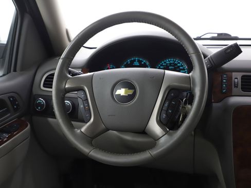 Used 2013 Chevrolet Tahoe LT w/ Luxury Package image 15