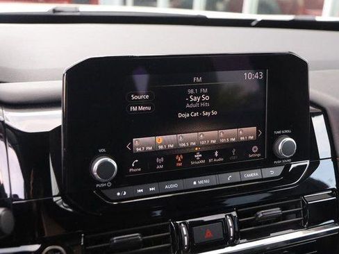 Used 2024 Nissan Pathfinder Rock Creek AWD/4WD image 16