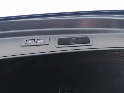 Used 2024 Subaru Forester Sport image 21