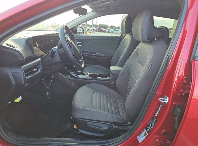 Certified 2025 Kia K4 EX FWD image 13