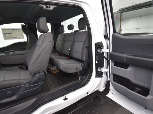 New 2026 Ford F250 XL w/ XL Chrome Package AWD/4WD image 9