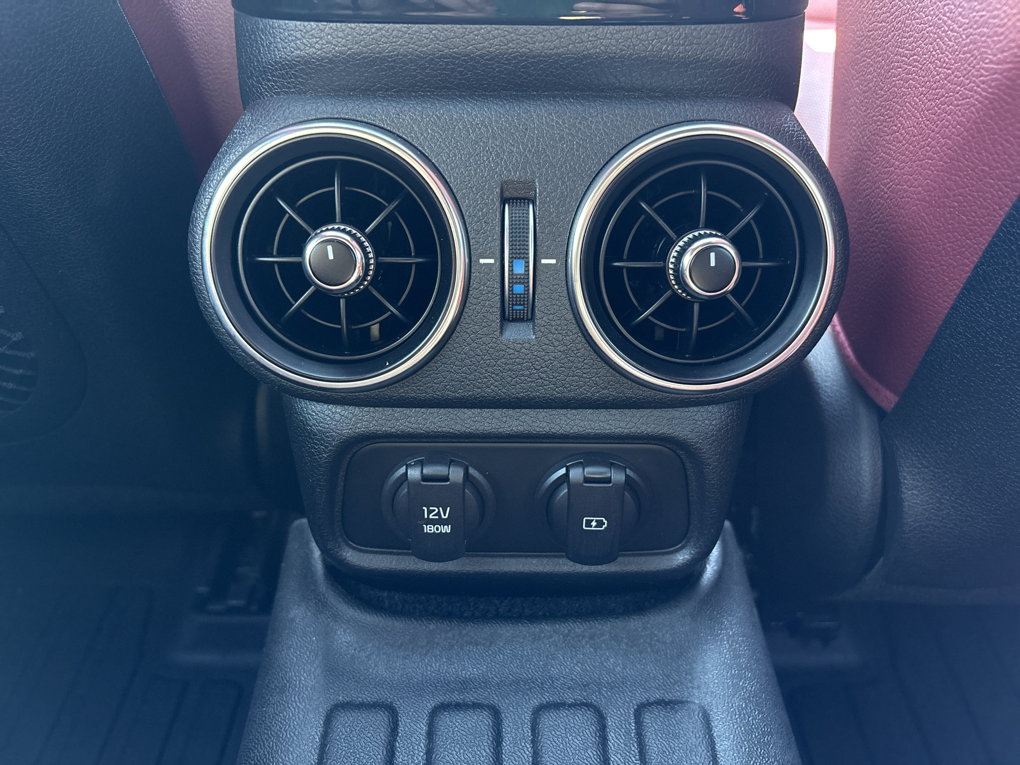 Used 2022 Kia Stinger GT-Line w/ Sun & Sound Package AWD/4WD image 18