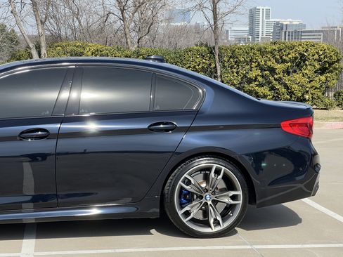 Used 2020 BMW M550i xDrive w/ Dynamic Handling Package image 6