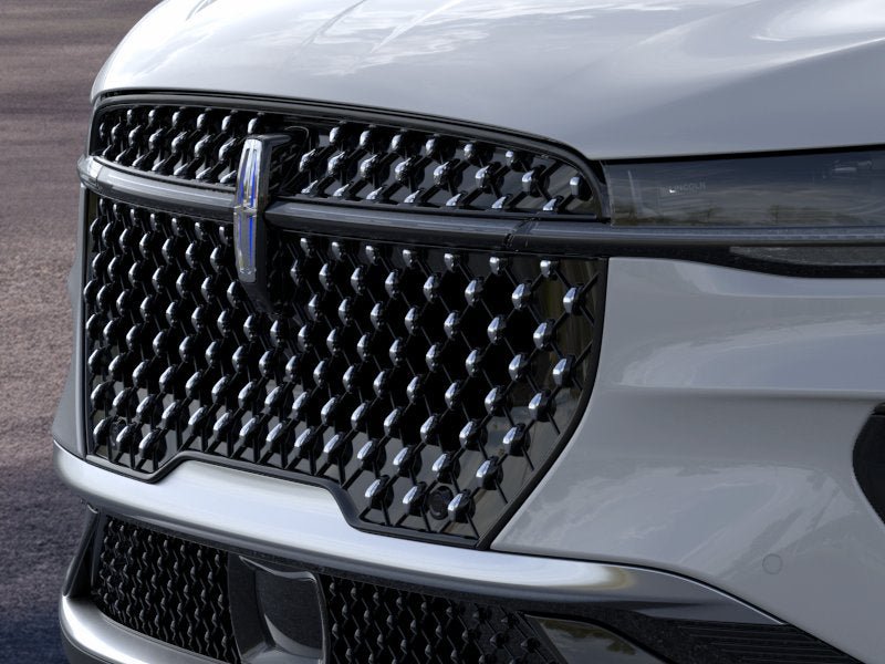 New 2026 Lincoln Nautilus Premier AWD/4WD image 17
