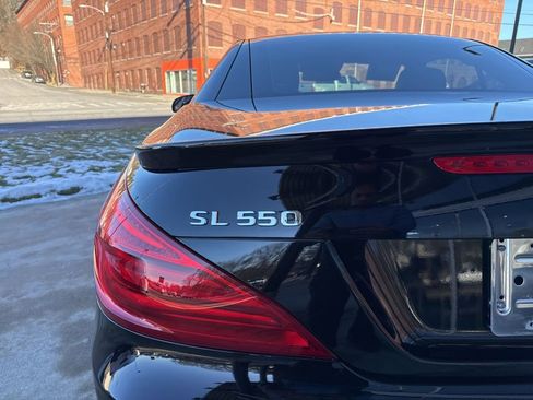 Certified 2019 Mercedes-Benz SL 550 SL 550 image 9