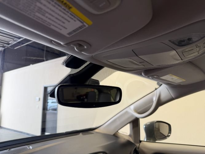 Used 2021 Chrysler Pacifica Touring-L FWD image 25
