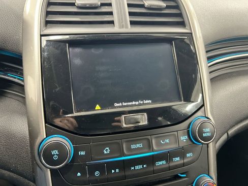 Used 2014 Chevrolet Malibu LT w/ Power Convenience Package image 15