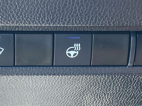 Used 2024 Toyota RAV4 XLE w/ Convenience Package AWD/4WD image 15