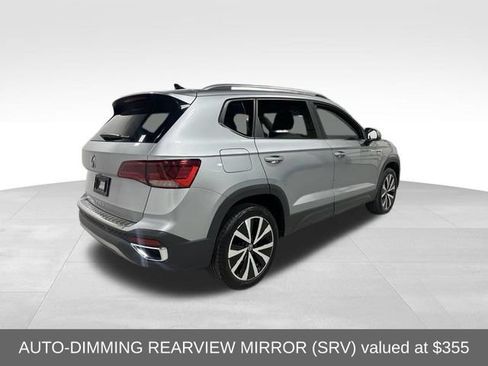 Certified 2023 Volkswagen Taos SE w/ Panoramic Sunroof Package FWD image 7
