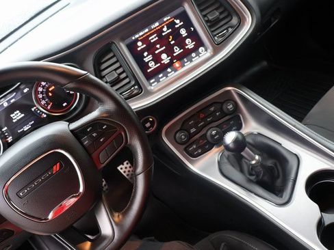 Used 2020 Dodge Challenger R/T Scat Pack RWD image 15
