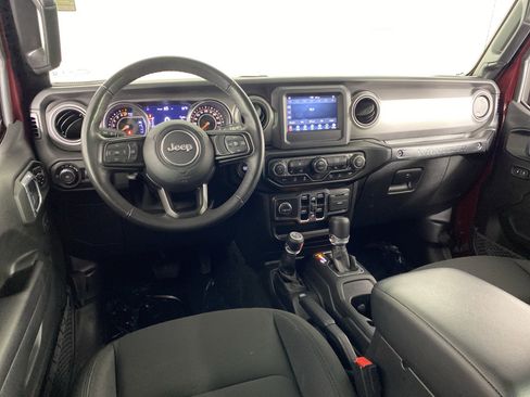 Used 2021 Jeep Wrangler Unlimited Sport image 33