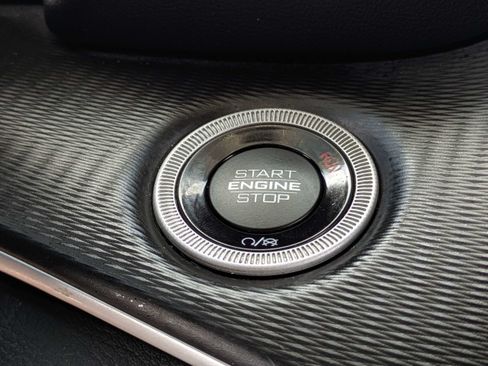 Used 2023 Jeep Grand Cherokee L Laredo AWD/4WD image 30