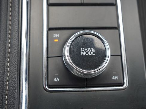 Certified 2024 Ford Expedition Max XLT image 34