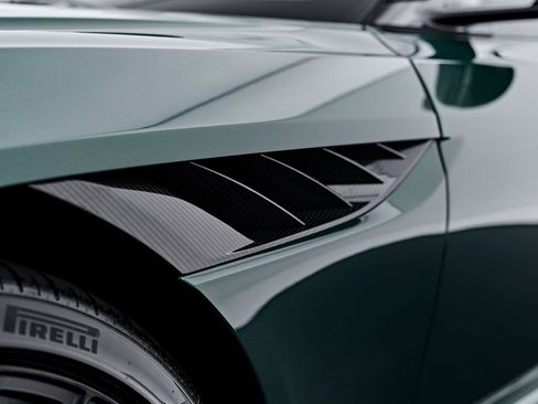 Used 2023 Aston Martin DBS Coupe RWD image 28