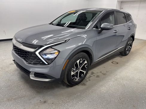 Used 2023 Kia Sportage EX image 1