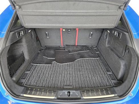 Used 2023 Jaguar F-PACE SVR image 14