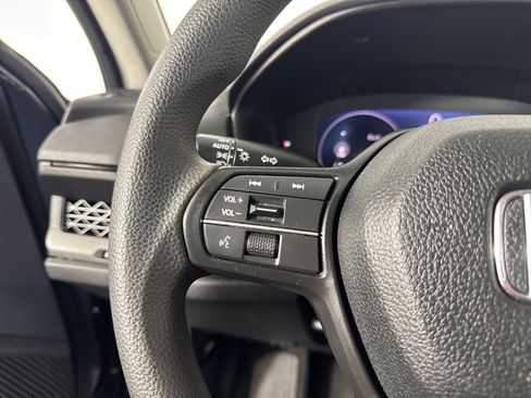 Used 2023 Honda Accord LX image 24