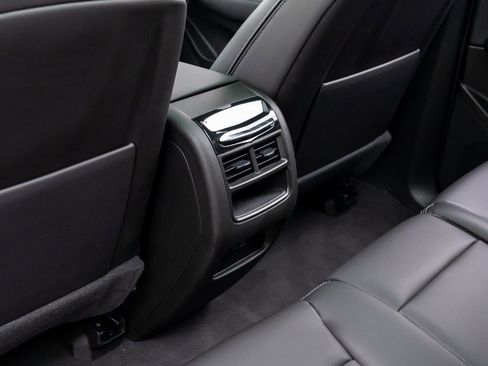 Certified 2026 Cadillac XT5 Premium Luxury w/ Driver Assist Package AWD/4WD image 20