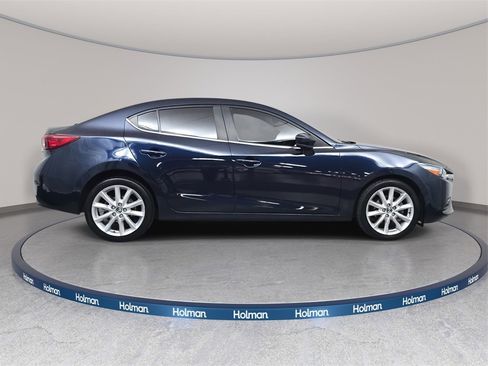 Used 2017 MAZDA MAZDA3 Touring image 5