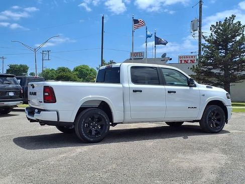 New 2026 RAM 1500 Big Horn AWD/4WD image 22