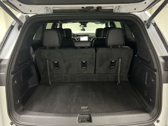 Certified 2024 GMC Acadia Elevation AWD/4WD image 26