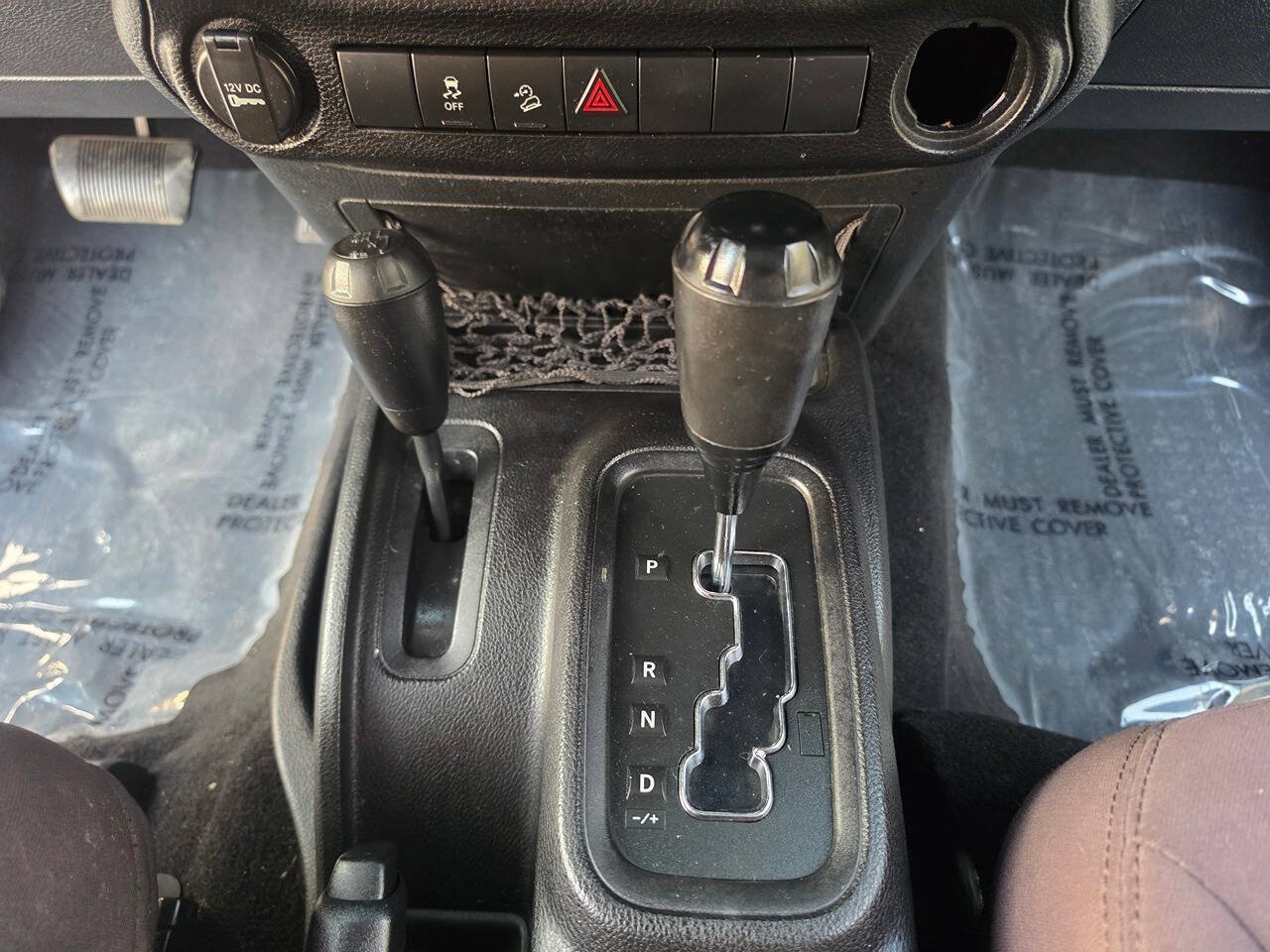 Used 2013 Jeep Wrangler Sport AWD/4WD image 29