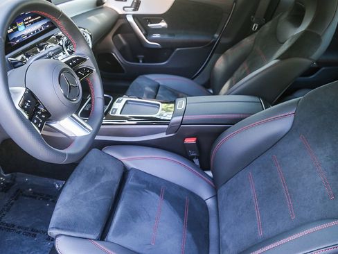 New 2025 Mercedes-Benz CLA 250 4MATIC image 17