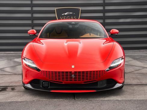 Used 2023 Ferrari Roma image 16