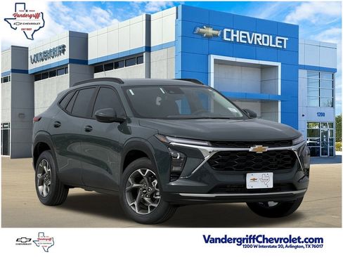 New 2026 Chevrolet Trax LT w/ Driver Confidence Package image 1