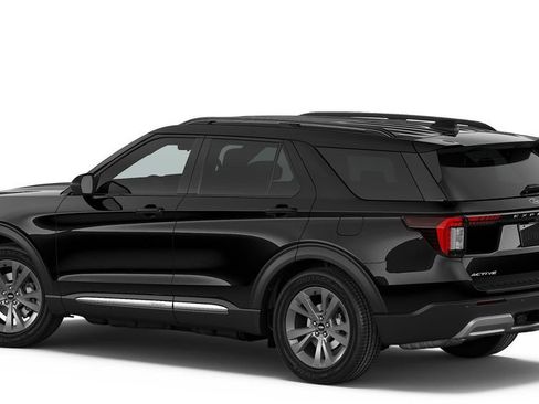 New 2026 Ford Explorer Active AWD/4WD image 2