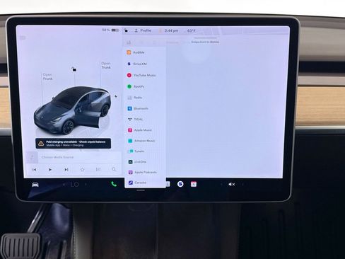 Used 2022 Tesla Model Y Long Range AWD/4WD image 14