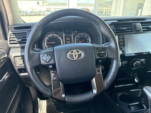 Certified 2024 Toyota 4Runner TRD Off-Road Premium w/ Off Road Premium Plus Package AWD/4WD image 11