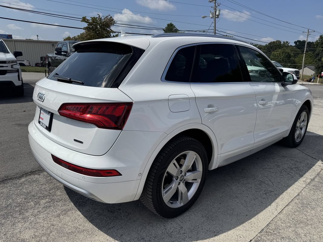 Used 2019 Audi Q5 Prestige w/ Prestige Package AWD/4WD image 6