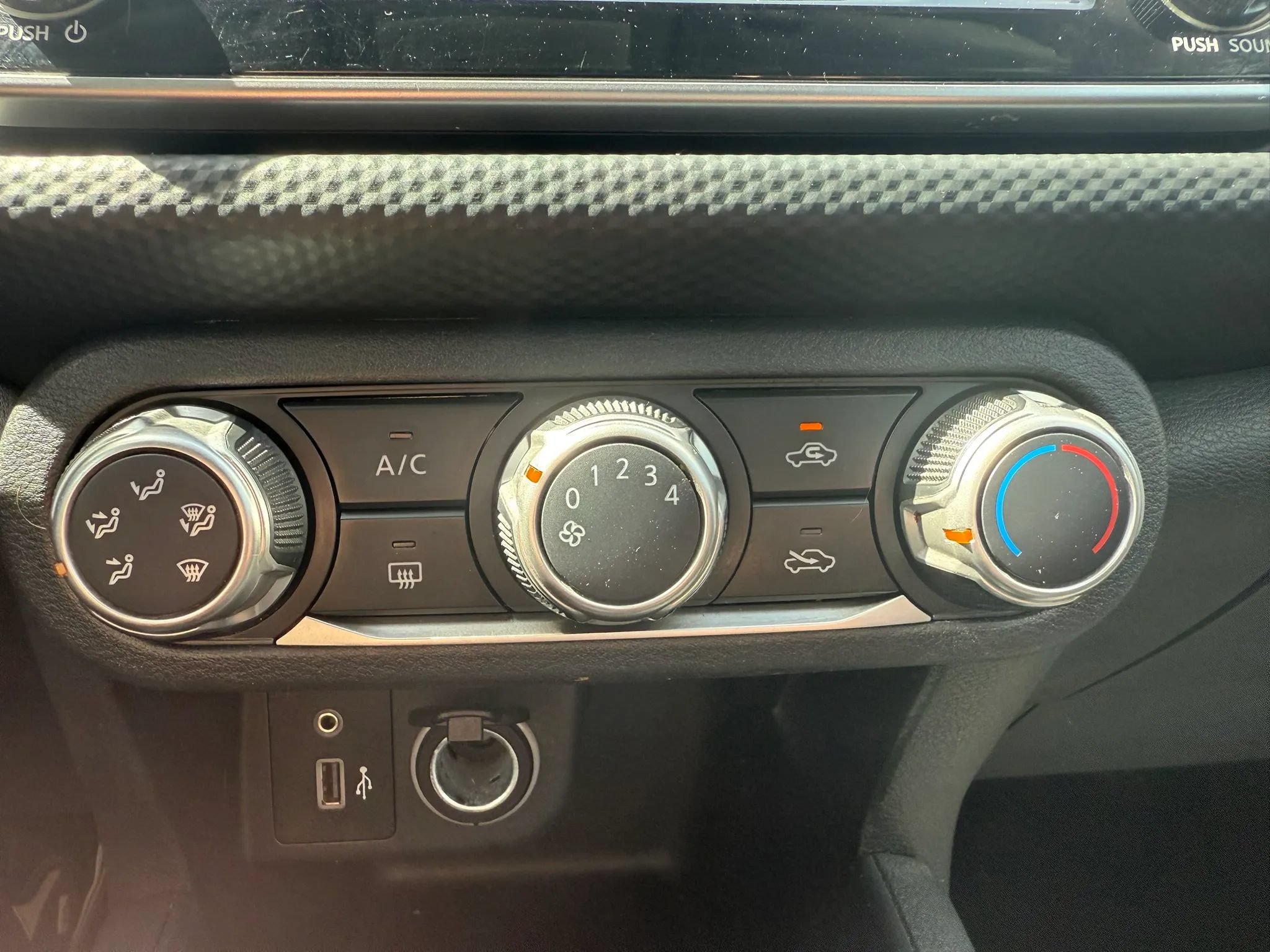 Used 2021 Nissan Kicks S FWD image 16