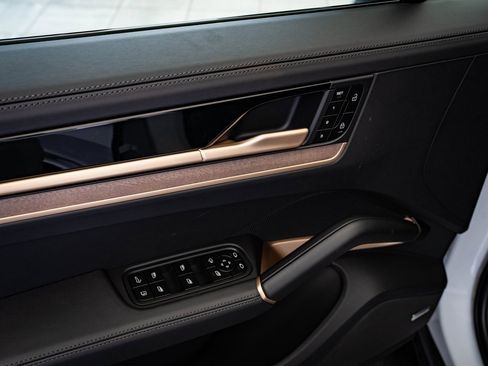 New 2026 Porsche Cayenne E-Hybrid image 26