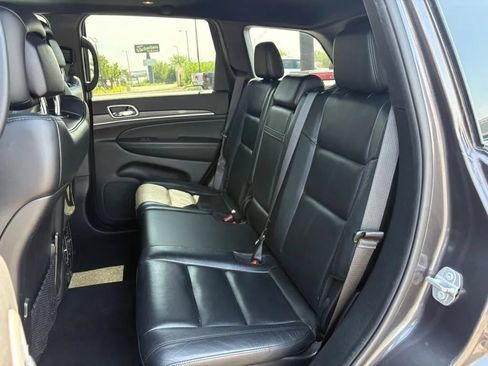 Used 2020 Jeep Grand Cherokee Limited AWD/4WD image 18