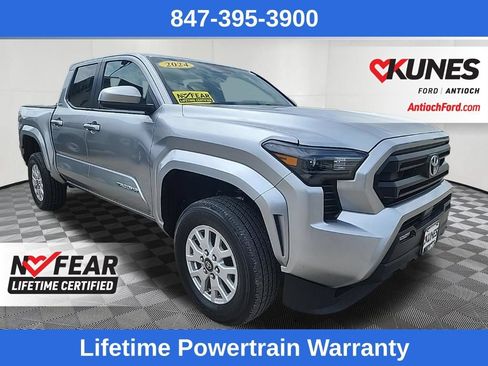 Used 2024 Toyota Tacoma SR5 AWD/4WD image 1