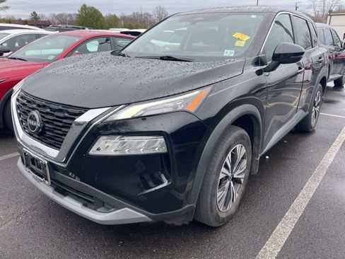 Certified 2022 Nissan Rogue SV image 1